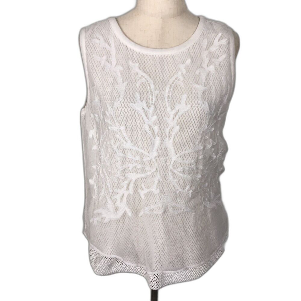 Trouve White Lace Tank Top Women's Size Medium